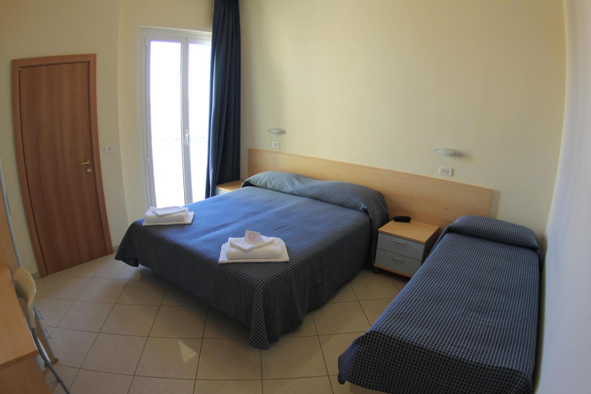 Hotel Fantasy Rimini Phòng bức ảnh