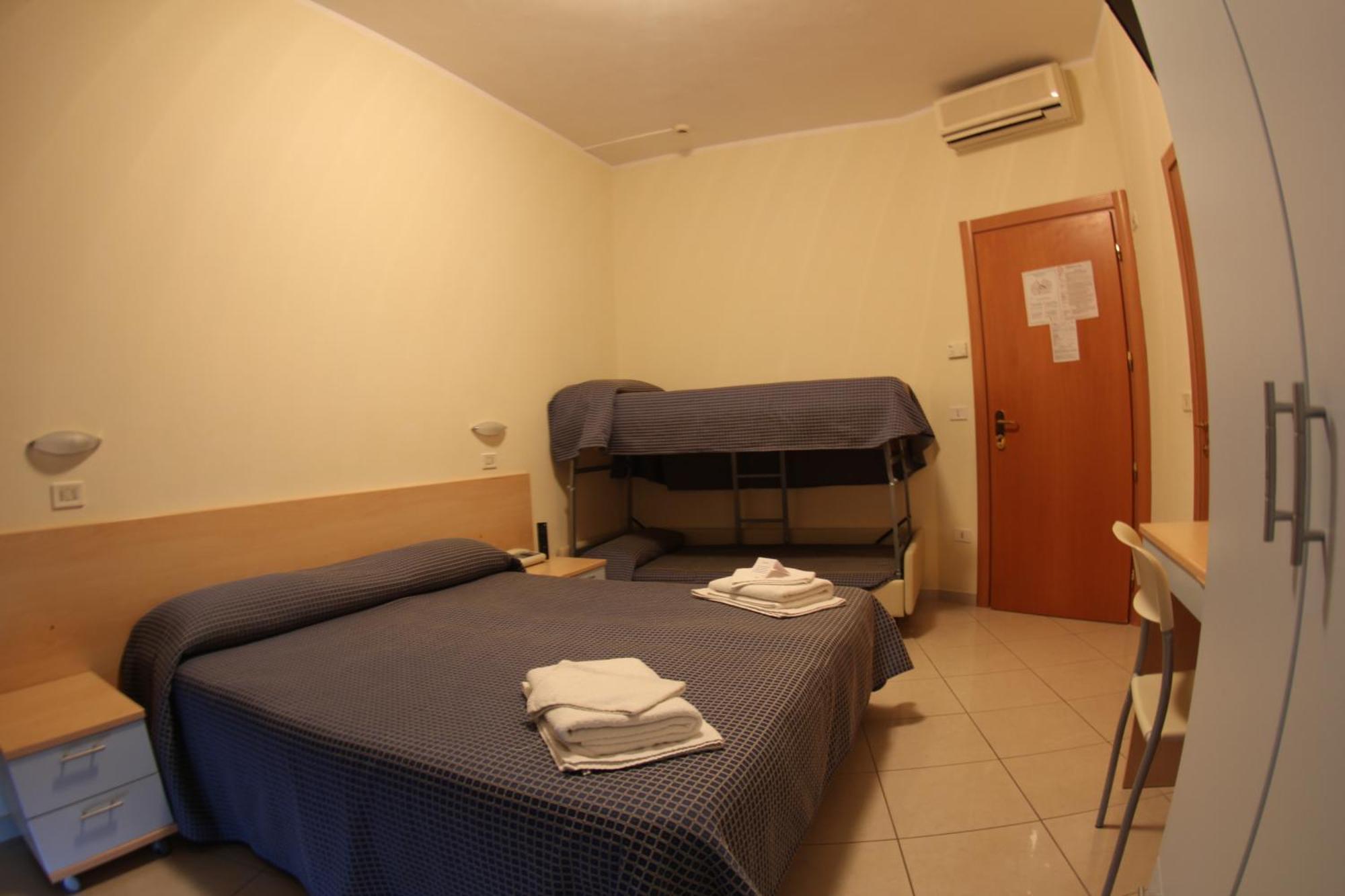 Hotel Fantasy Rimini Phòng bức ảnh