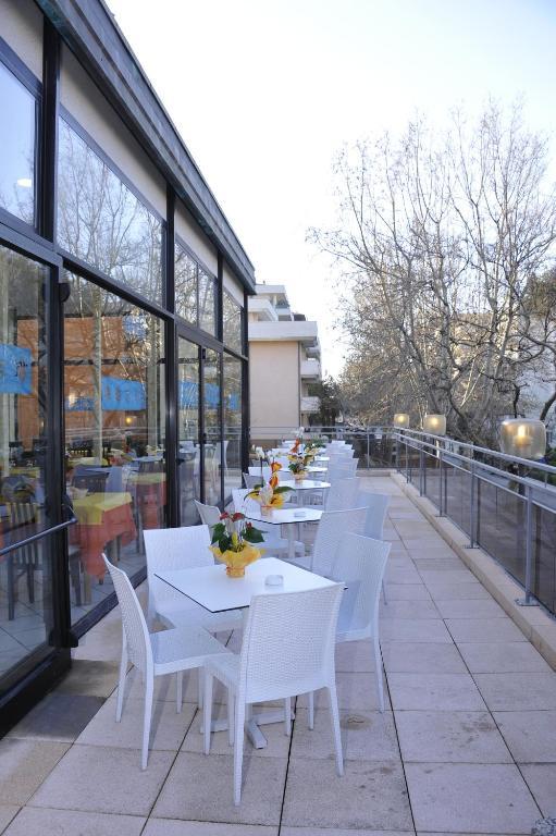 Hotel Fantasy Rimini Ngoại thất bức ảnh