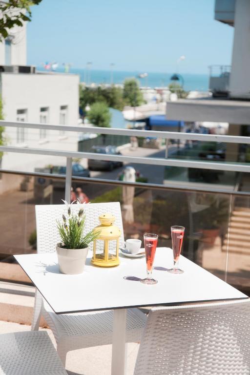 Hotel Fantasy Rimini Ngoại thất bức ảnh