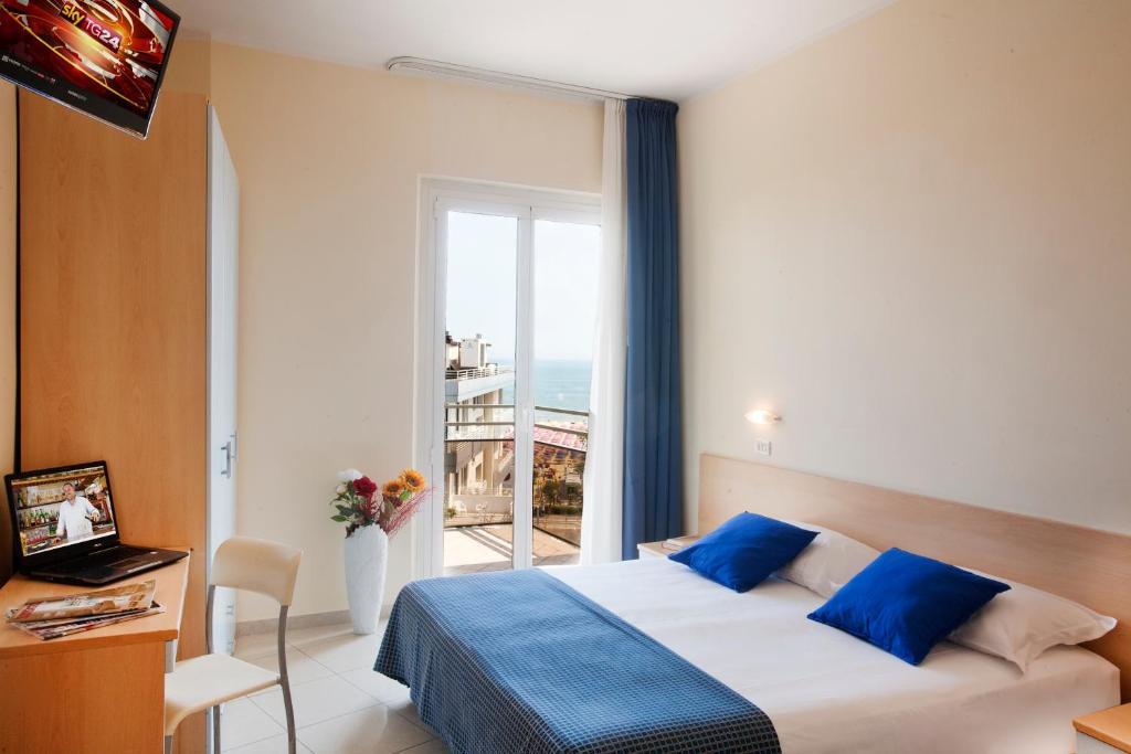Hotel Fantasy Rimini Ngoại thất bức ảnh